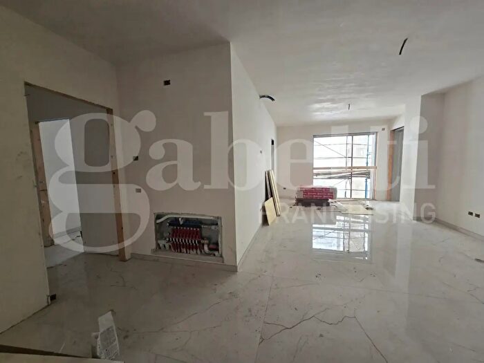 Appartamento trilocale in vendita in Via Nazario Sauro, Giulianova