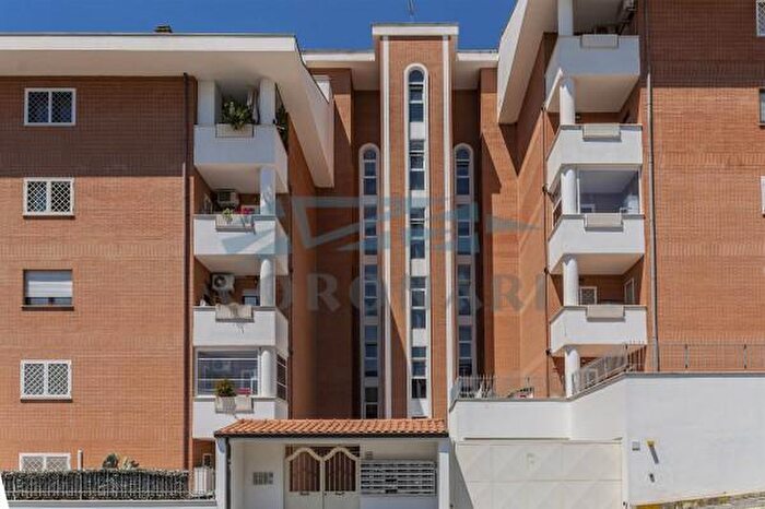 Appartamento bilocale in vendita in Viale Luigi Moretti, Roma