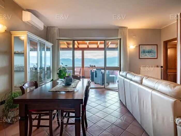 Casa con 6 locali in vendita in Località Sala, Montefalco