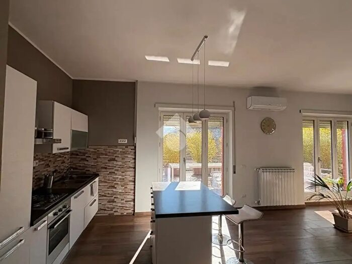 Appartamento con 5 locali in vendita in Via Scaffa, Arpino