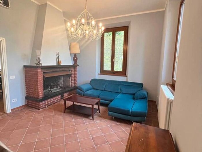Casa quadrilocale in affitto in Via San Giuseppe, Ripa Pozzi Querceta Ponterosso, Seravezza