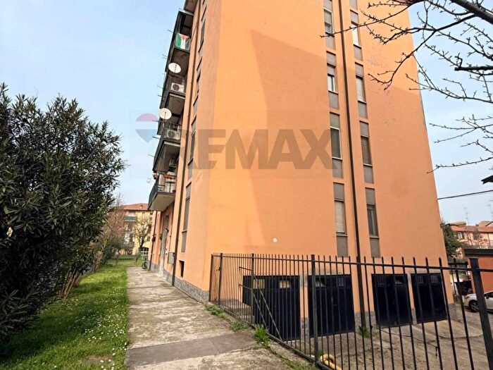 Appartamento bilocale in affitto in Viale Cremona, Pavia