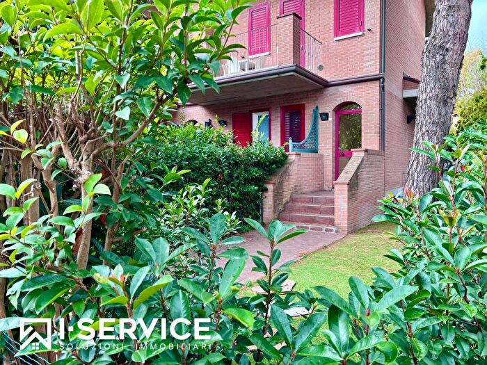 Appartamento in vendita in Viale Teodolina Pignocchi, Cervia