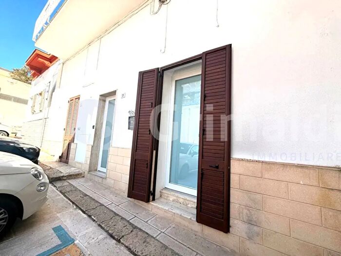 Casa trilocale in vendita in Piazza Indipendenza, Sannicola