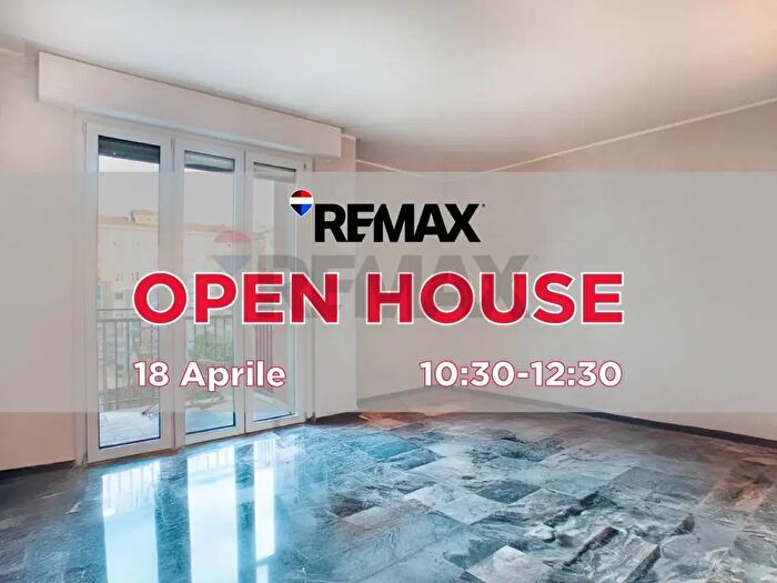 Appartamento quadrilocale in vendita in Via Adami, Milano