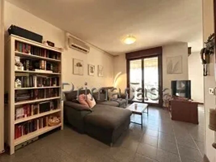 Appartamento con 5 locali in vendita in Via Aldo Camporese, Venezia