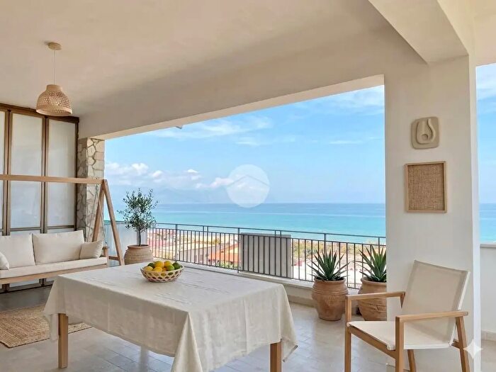 Appartamento con 5 locali in vendita in Via del Mare, Alcamo