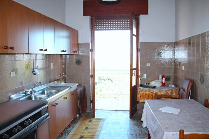 Appartamento quadrilocale in vendita in Via Nazionale, Torrenova