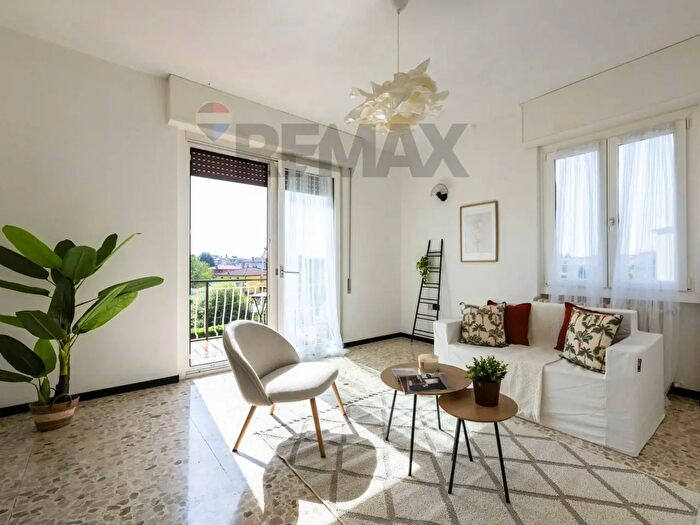 Appartamento trilocale in vendita in Via Bartolomeo Colleoni, Albano Sant'Alessandro