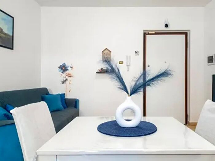 Appartamento trilocale in vendita in Via Lago Maggiore, Nettuno