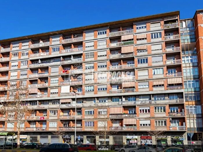 Appartamento quadrilocale in vendita in Via Nino Oxilia a, Torino