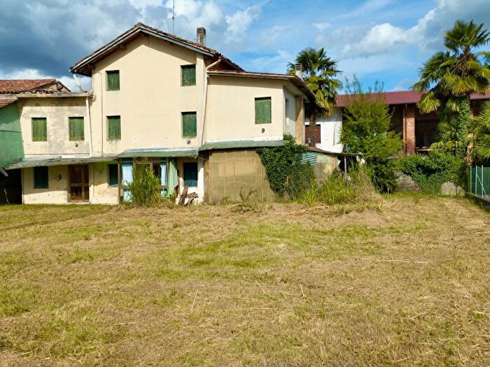 Casa con 5 locali in vendita in Sesto Al Reghena