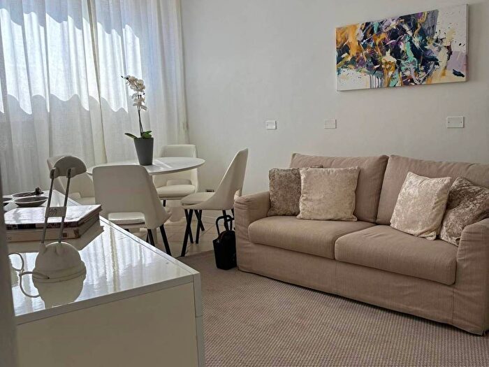 Appartamento bilocale in affitto in Mazzini Oberdan, Firenze
