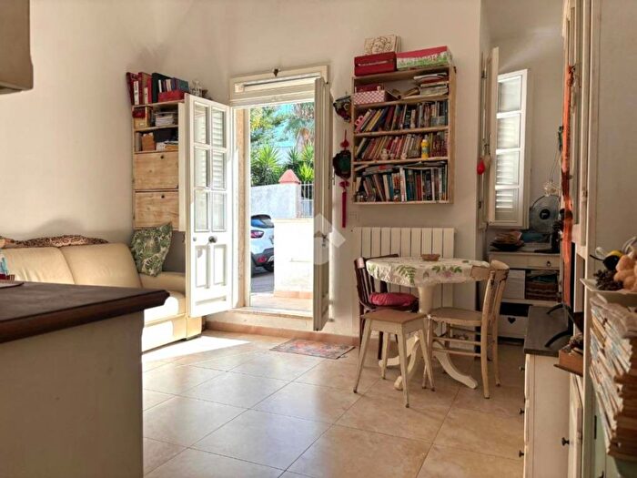 Casa bilocale in vendita in Via Provenzano, Alezio