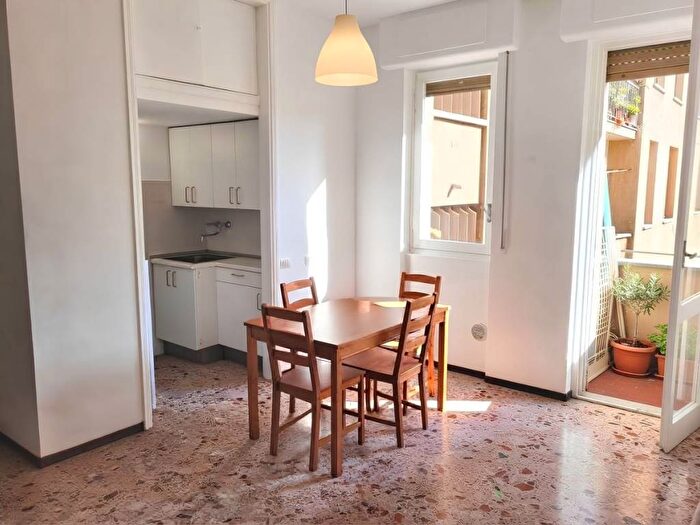 Appartamento bilocale in affitto in Via George Washington, Solari, Milano