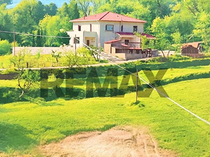 Casa con 9 locali in vendita in Rosignano Marittimo