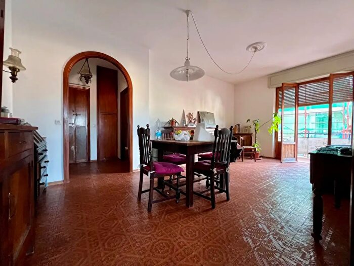 Appartamento quadrilocale in vendita in a Magliano, Massa