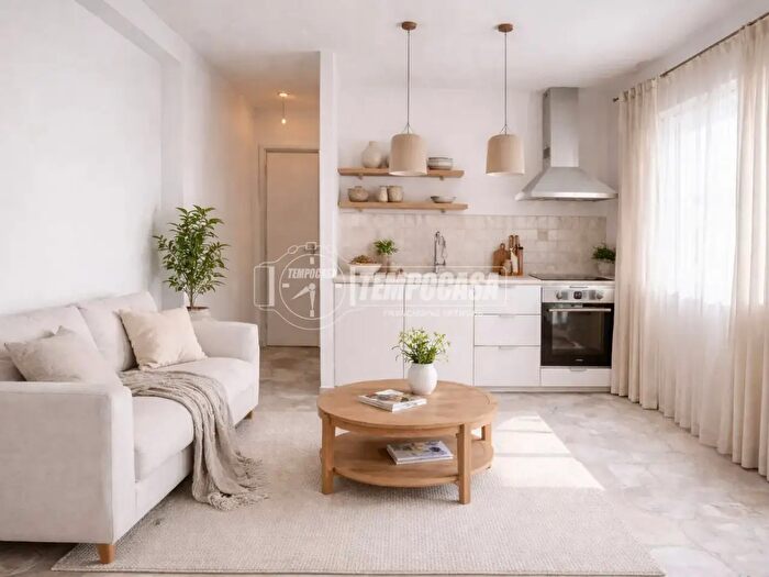 Appartamento bilocale in vendita in Via dei Gladioli, Santa Marinella