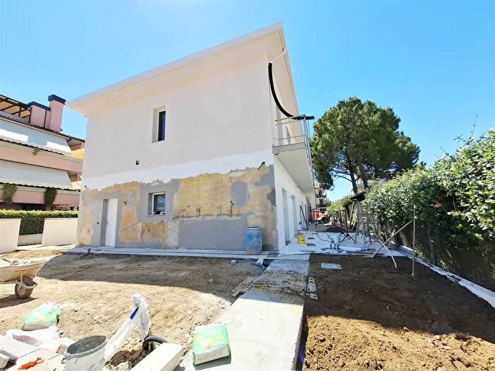 Casa con 5 locali in vendita in Empoli