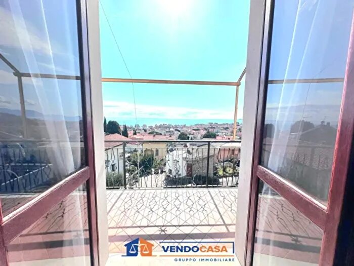 Appartamento quadrilocale in vendita in Via San Francesco, Pietra Ligure