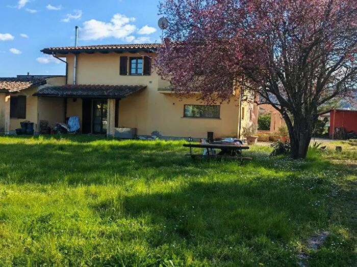 Appartamento quadrilocale in vendita in Arezzo
