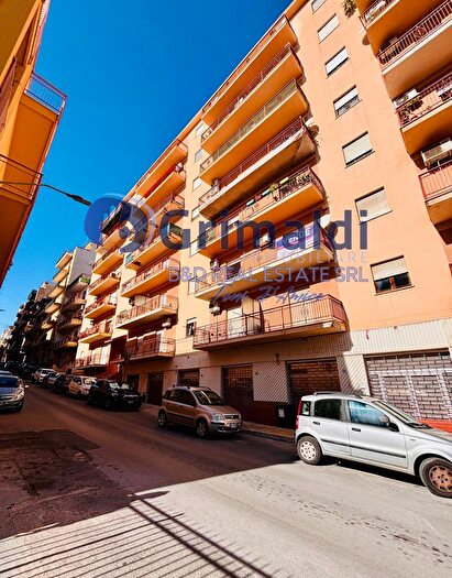 Appartamento con 5 locali in vendita in Via Nicolo Tommaseo, Bagheria