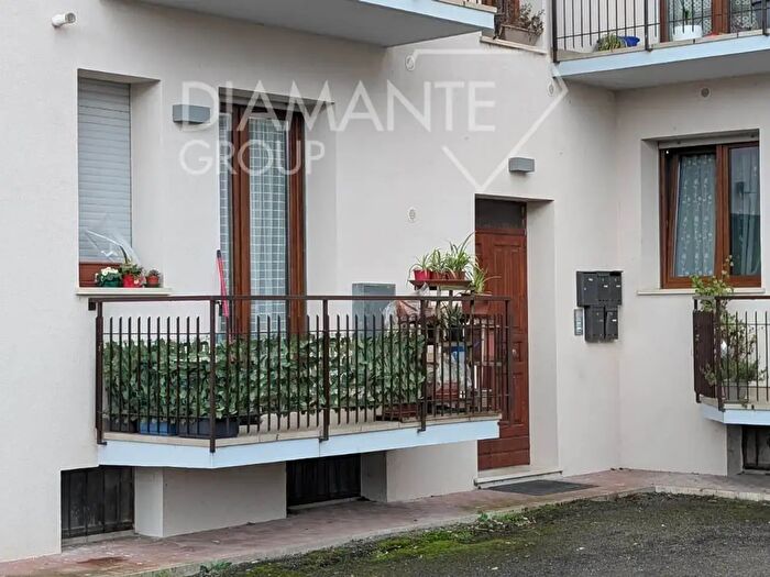 Appartamento quadrilocale in affitto in Castiglione Del Lago