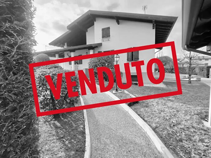 Casa con 6 locali in vendita in Spilimbergo