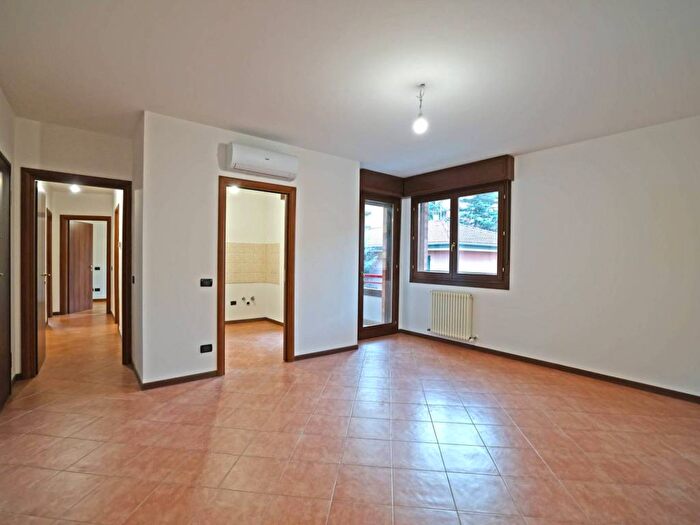 Appartamento quadrilocale in affitto in Via Benvenuto Tisi da Garofalo, Santa Viola, Bologna