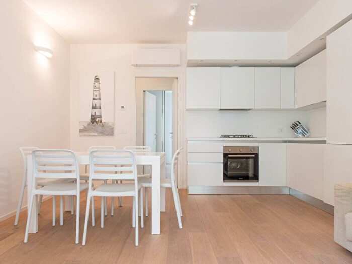 Appartamento trilocale in affitto in Via Giacomo Leopardi, Milano Marittima, Cervia