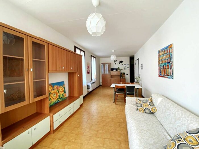 Appartamento trilocale in affitto in VIA SAN ROCCO, Centro Storico, Este