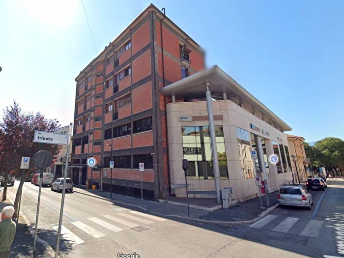 Appartamento quadrilocale in affitto in Via Armando Diaz, Centro, Avezzano