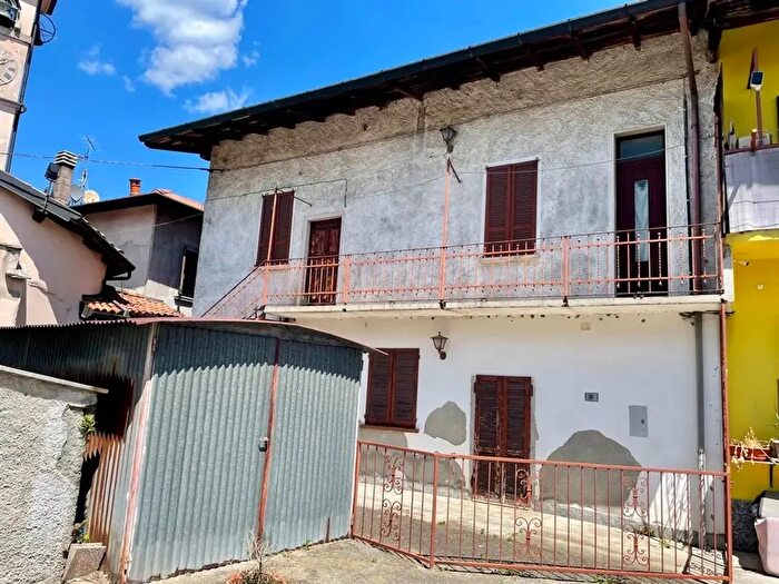 Case in Vendita e in Affitto - 2