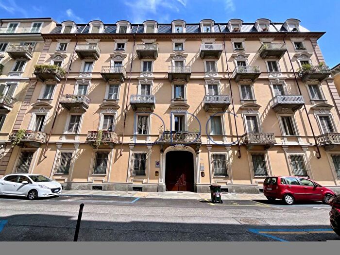 Appartamento trilocale in affitto in Via Vittorio Amedeo Secondo, Cittadella, Torino