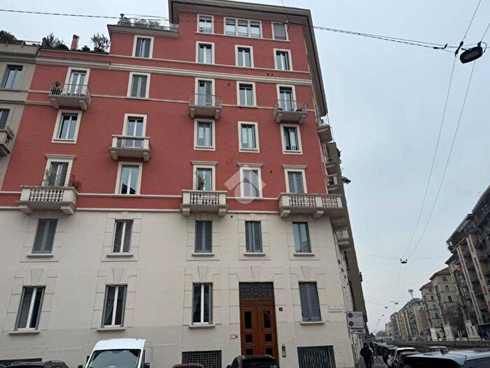 Appartamento bilocale in affitto in SCOGLIO DI QUARTO, Ascanio Sforza, Milano