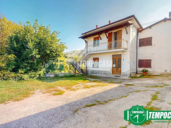 Casa trilocale in vendita in Via Castello, Sardigliano
