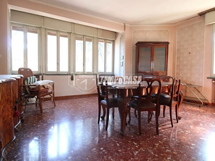 Appartamento trilocale in vendita in Reggio Emilia