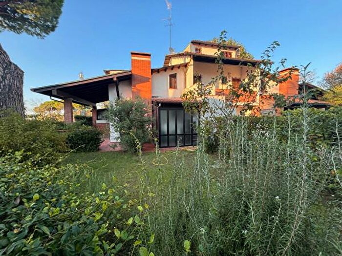 Casa trilocale in vendita in Viale Giacomo Puccini, Comacchio