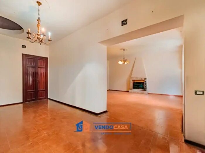 Appartamento quadrilocale in vendita in Via Gerolamo Guidoni, Massa