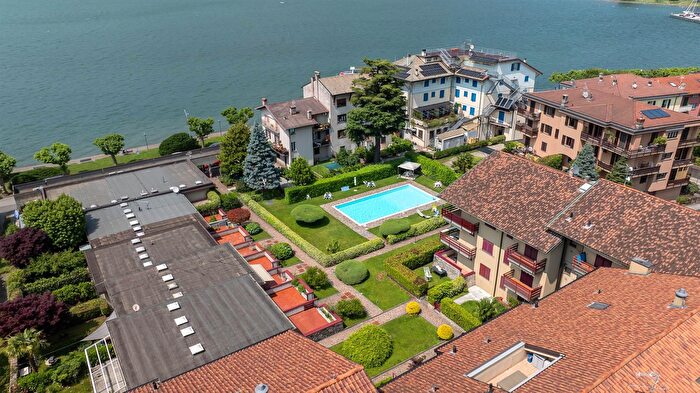 Appartamento bilocale in vendita in Via Lungolario Polti, Colico