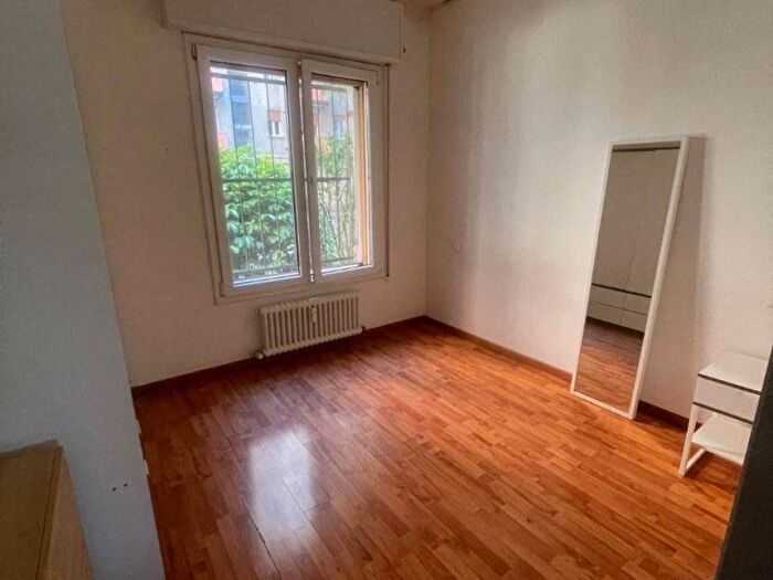 Appartamento trilocale in affitto in Via Montenero, Saffi, Bologna