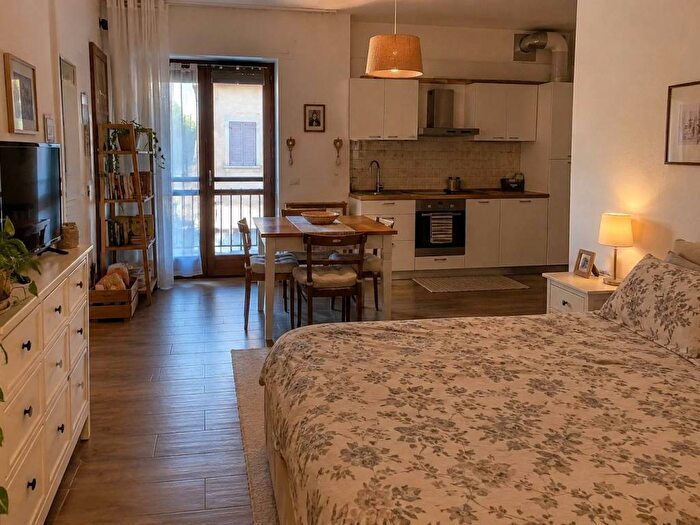 Appartamento monolocale in affitto in Via Magenta, San Carlo Stazione, Monza