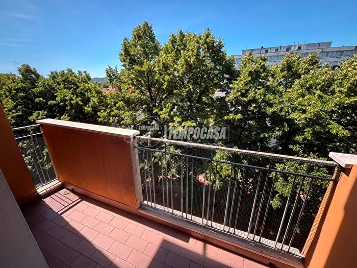 Appartamento trilocale in vendita in Via Ercole Nani, Bologna