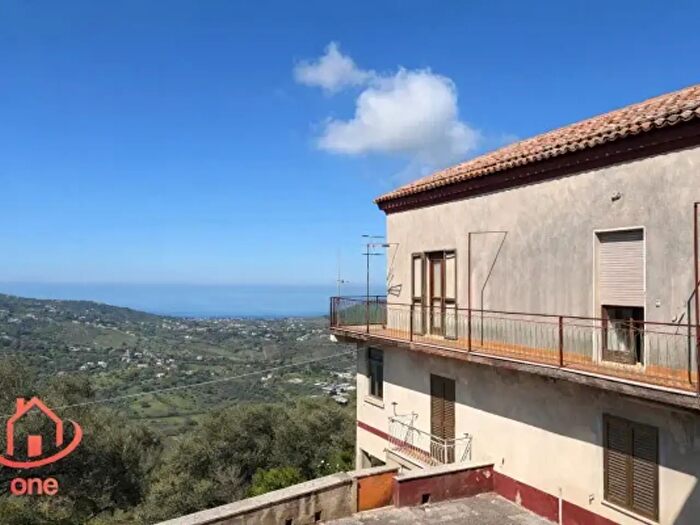 Appartamento con 5 locali in vendita in Laureana Cilento