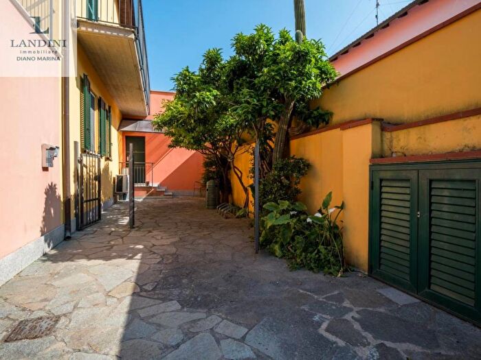 Appartamento bilocale in affitto in Via G Pascoli, Centro, Diano Marina
