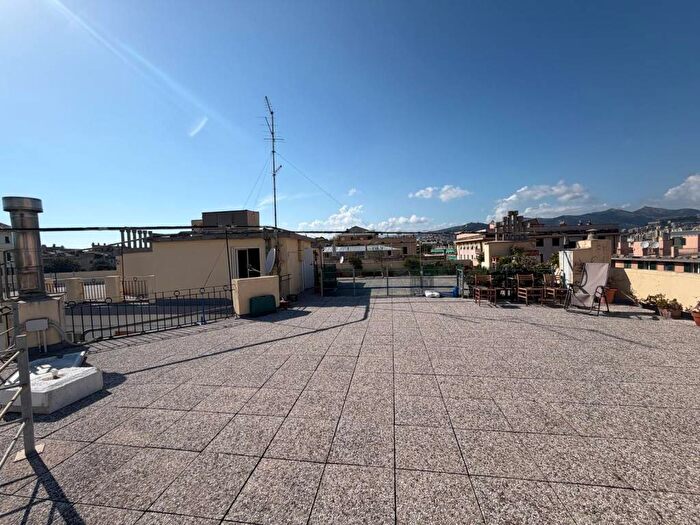 Appartamento bilocale in affitto in Viale Goffredo Palazzi, Albaro, Genova