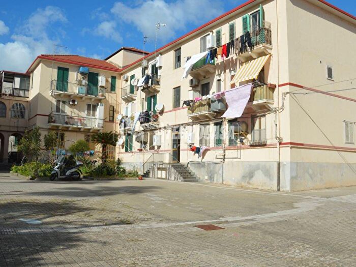 Appartamento bilocale in affitto in Quartiere Americano, Messina