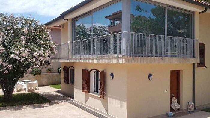 Appartamento quadrilocale in affitto in Via Messina Marine, Acqua dei Corsari, Palermo