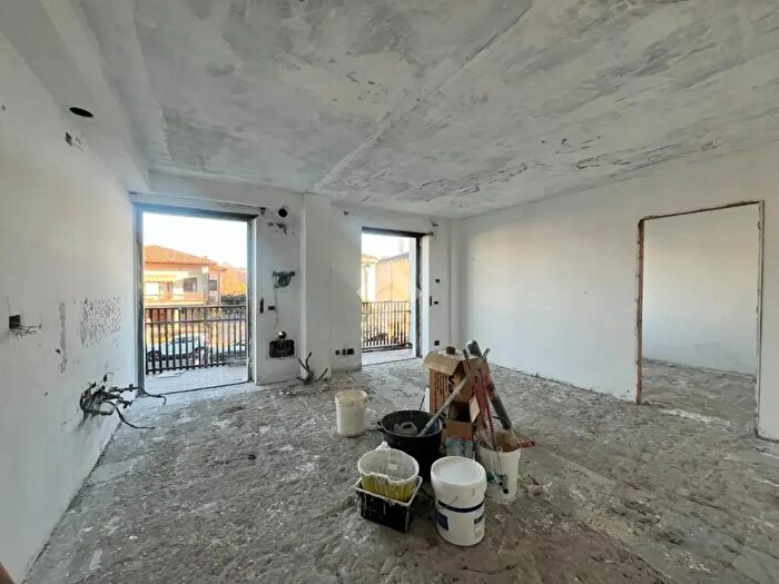 Appartamento con 5 locali in vendita in Via XX Settembre, San Martino Buon Albergo