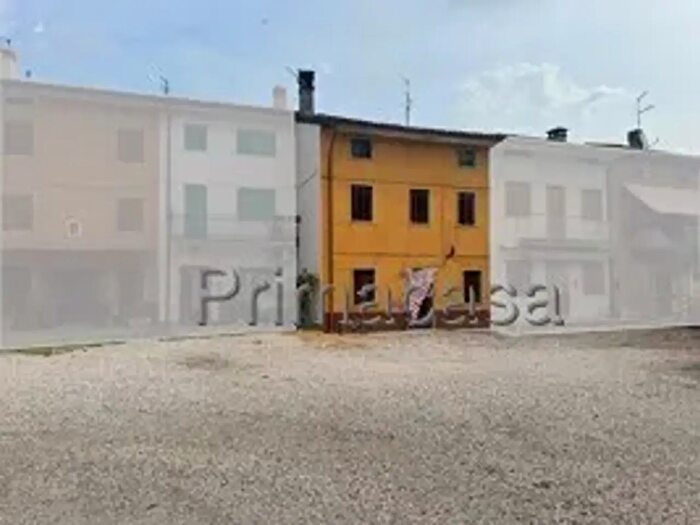 Casa quadrilocale in vendita in Via, San Giovanni Ilarione